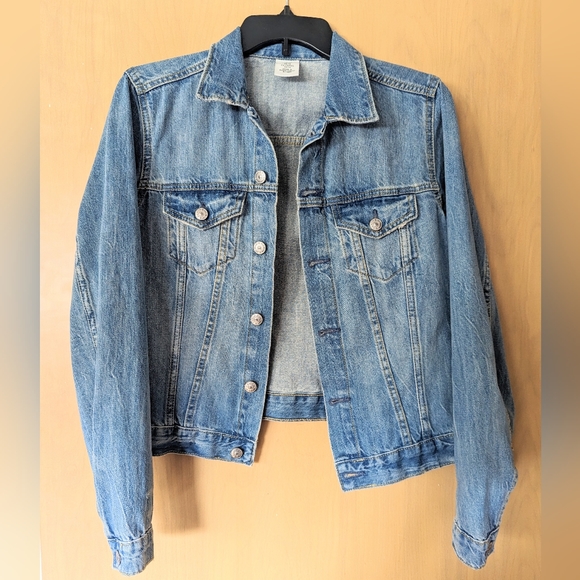 H&M Jackets & Blazers - H&M denim jacket